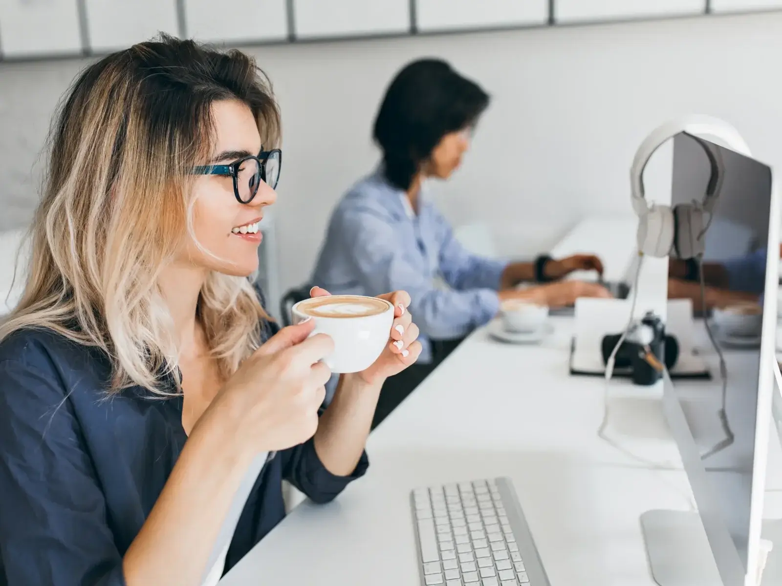 A marketer working with Blazo